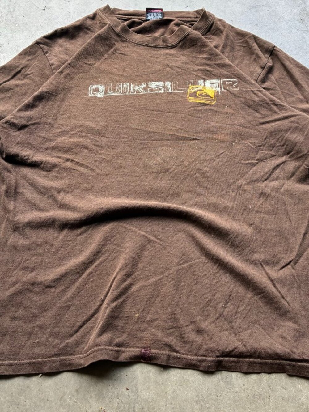 Y2K Quiksilver Distressed Logo Tee Brown Sleeve Hit Made in Mexico M